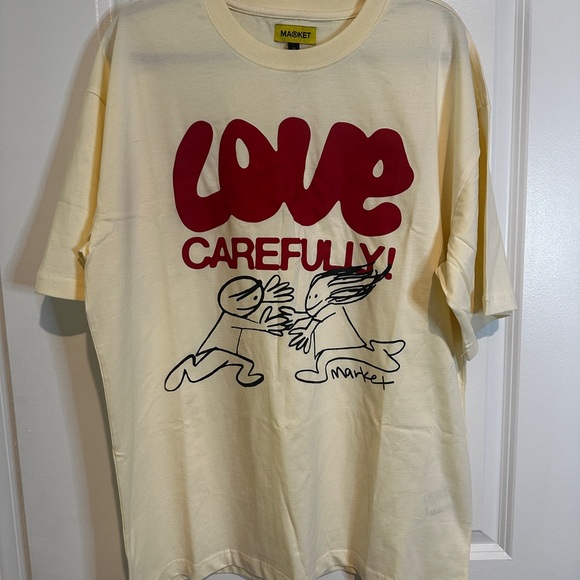 MARKET LOVE CAREFULLY TEE - Picture 3 of 7
